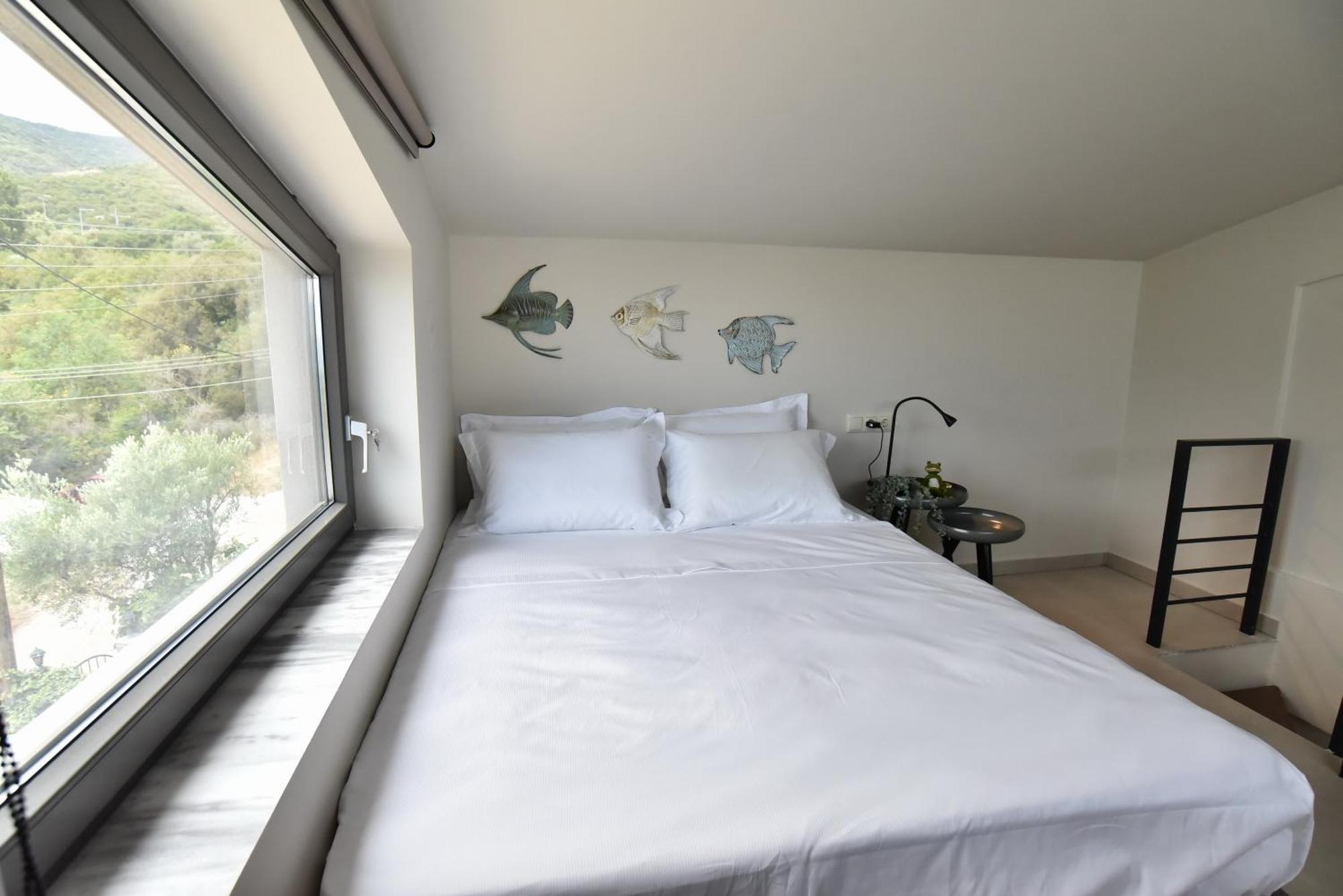 Welcome Inn Palaiontsiflikion Bagian luar foto